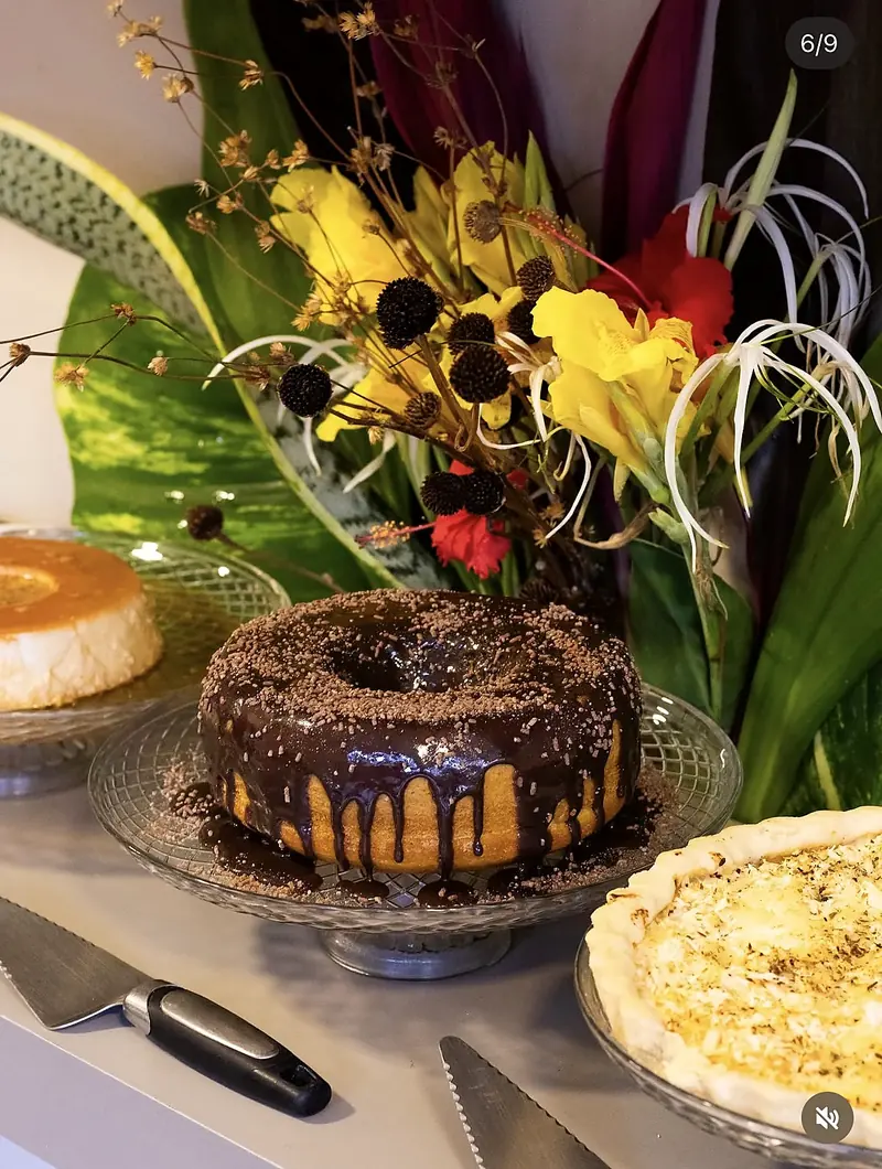Bolo no café da manhã da Pousada Maresia